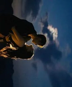 romantic couple pics at night