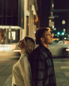 romantic couple pics at night