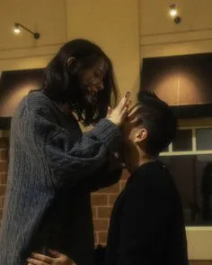 romantic couple pics at night