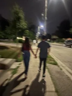 romantic couple pics at night