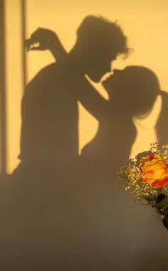 romantic couple pics at night